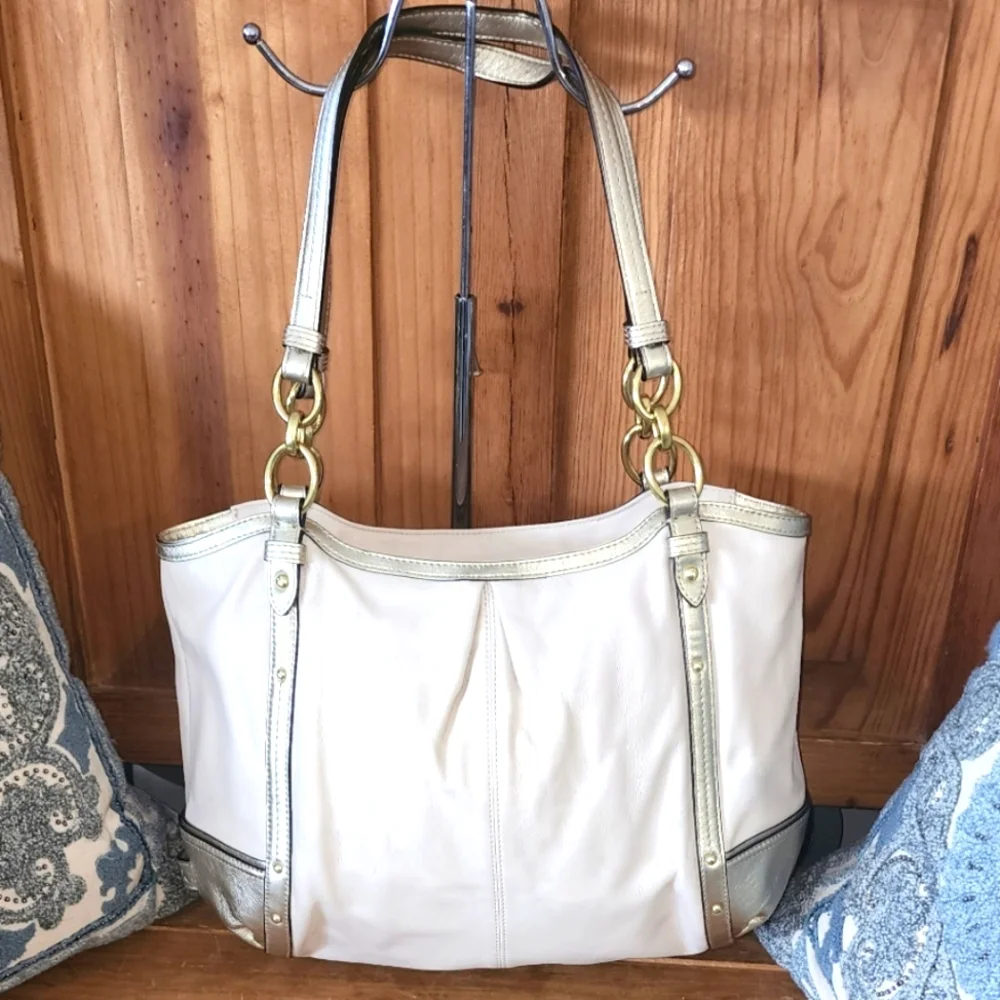 Coach Alexandra Tote elegant Cream Women's Bag